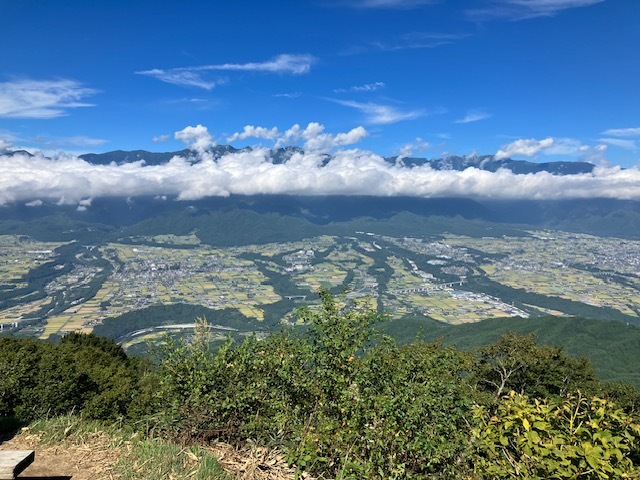 今月の山第5弾〜陣馬形山〜