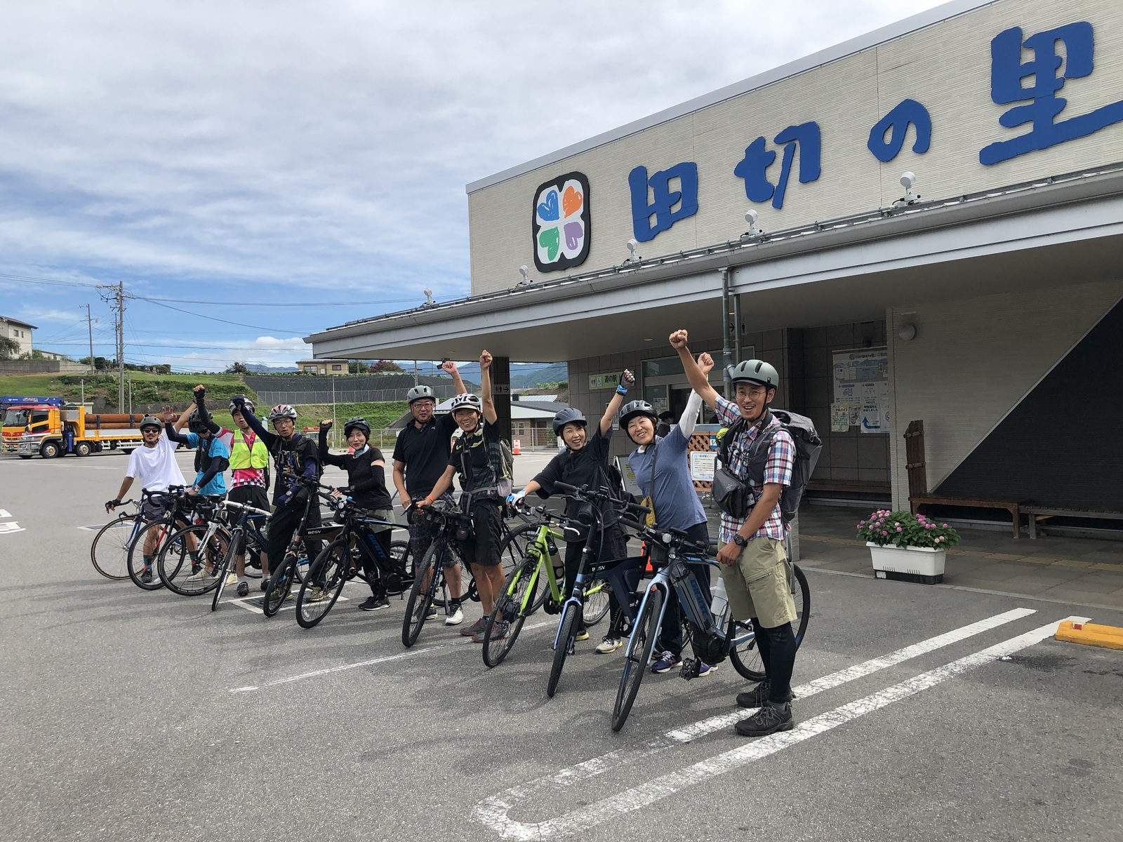 長野伊那谷観光局主催E-bikeで巡る伊那谷ガイド付き自転車ツアー